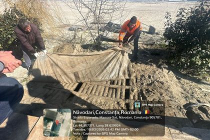 noi instalatii ingropate ilegal au fost descoperite pe plajele din navodari 69b29c2e03a35