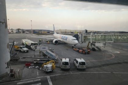 o areonava fly dubai efectueaza in aceasta seara o cursa romania emiratele arabe unite 69a9ac2f75c3d