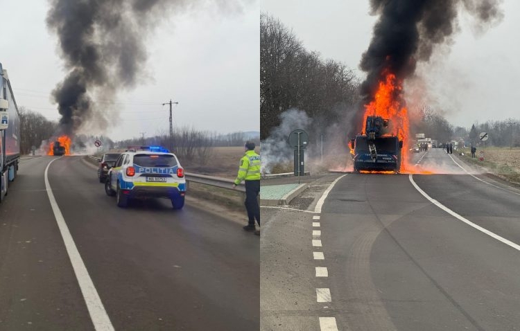 o automacara a luat foc in mers pe dn1 traficul a fost blocat temporar 69bd092fb70af