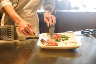 o noua firma din domeniul restaurantelor a fost infiintata in bucuresti si costinesti 69ba703fe0f19