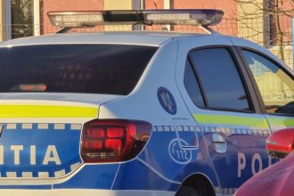 o tanara s a ales cu dosar penal dupa aparitia unor imagini in care si ar fi amenintat cei doi copii minorii au fost preluati de bunica 69a702119d111