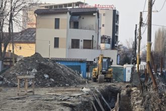 panait de la alpha builders s a apucat de treaba pe terenul unde primaria visa o parcare se ridica un bloc 69afda3c3b30a