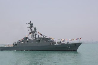 peste 100 de oameni sunt dati disparuti dupa ce o nava iraniana a fost lovita de un submarin 69a837642c601