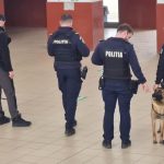 politistii de la transporturi au facut razii prin trenuri gari si zonele limitrofe 69b2a78443ac9