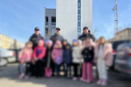 politistii din constanta au desfasurat activitati educative cu elevii pentru prevenirea violentei si siguranta in scoli 69a5c17471714