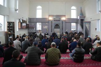 primaria cumpana alaturi de comunitatea musulmana la ceas de sarbatoare ramazan bayraminiz mubarek olsun 69bd13dc061fc