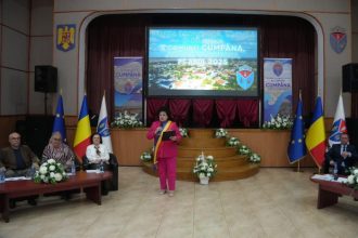 primarul comunei cumpana mariana gaju a prezentat raportul anual privind starea economica sociala si de mediu a comunei pentru anul 2025 69c4dc72779f9