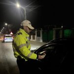 razii ale politistilor soferi bauti depistati si autoutilitara cu numere false pe dn 2a 69baac63188d9