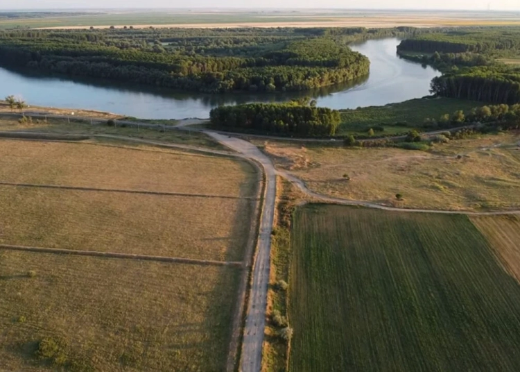 restrictii pe bratul macin al dunarii au loc activitati de instructie militara cu utilizarea munitiei de razboi 69c104ab1d4c1