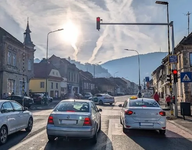 semafoare cu radar propunerea unei primarii din romania se schimba pe culoarea rosu la orice incalcare a limitei de viteza 69ad6f5fe7d6e