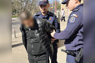 si a scos bratara si a fugit din arestul la domiciliu tiktokerul mogosu prins de seful politiei municipiului constanta aflat in timpul liber 69ac8e2ddde7f