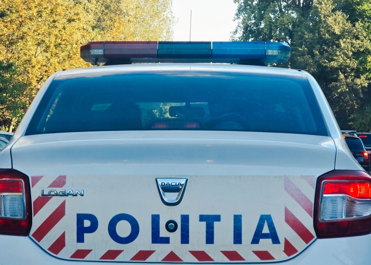 tentativa de mituire la constanta unui politist de la sectia 3 costinesti i s a oferit 1 500 lei pentru a nu aplica legea 69a830ad1bf5a