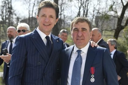 trebuie sa fim optimisti sa avem curaj si multa incredere 69c39fe523724