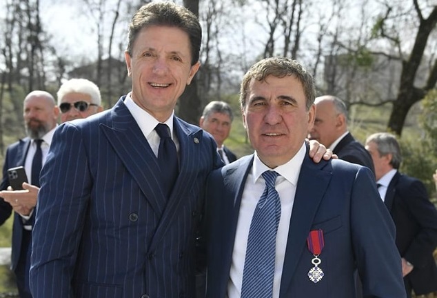 trebuie sa fim optimisti sa avem curaj si multa incredere 69c39fe523724