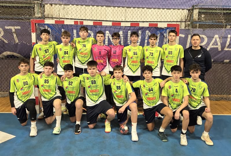 trei handbalisti juniori de la csm constanta convocati pentru weekendul final al selectionatei regiunilor 2010 2011 69bc203e45c92