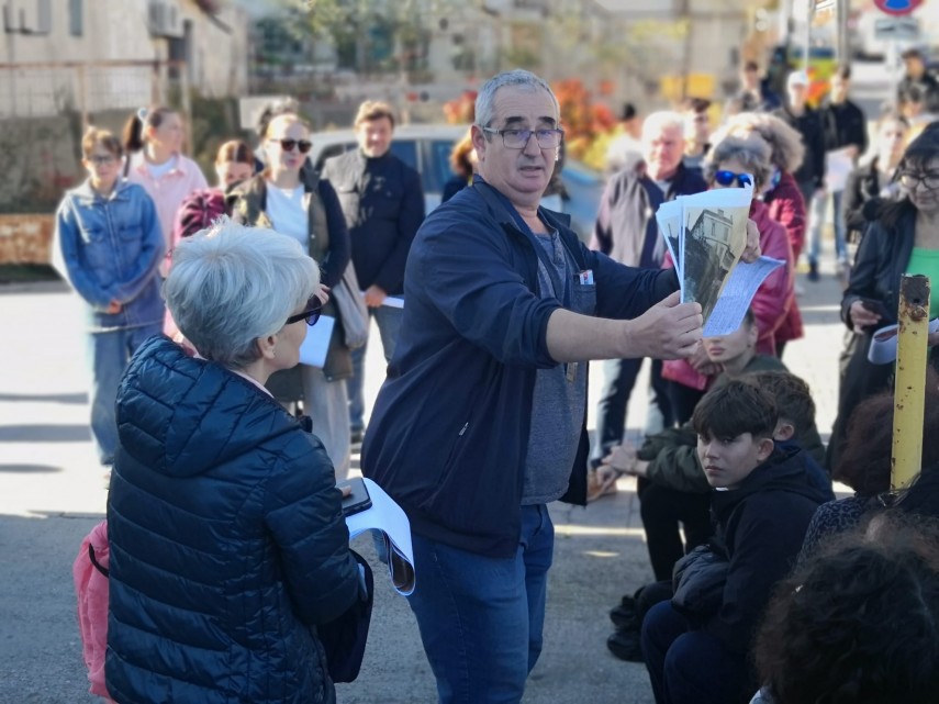 tur ghidat oferit de mina constanta si comunitatea elena elpis de ziua nationala a greciei 69c2c957c4e30