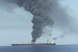 un petrolier aflat in marea neagra a fost lovit in apropierea unui port rusesc la bord se afla si un roman 69b56d6abb6c8