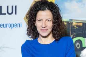 vicepresedinta comisiei europene roxana minzatu vine in romania pentru dialog cu autoritatile 69c91ac280ba9