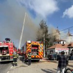 video incendiu puternic la o biserica monument istoric din prahova peste 120 de persoane s au autoevacuat 69b67fa3a34f6