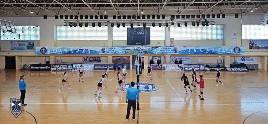 voleibalistele under 17 calificare la turneul semifinal i dupa un parcurs fara cusur galerie foto 69aee6bcd572a