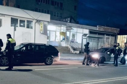 zeci de politisti si patrule canine au descins in mangalia si statiunile invecinate 69a411bb2bb10