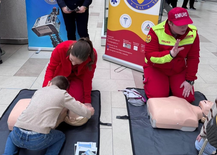 ziua protectiei civile celebrata prin lectii de prim ajutor si preventie peste 500 de constanteni pregatiti pentru situatii de urgenta 69a3850ac48ab