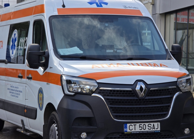 accident rutier in agigea femeie ranita dupa impactul dintre o vola si o bicicleta 69de21bf92528