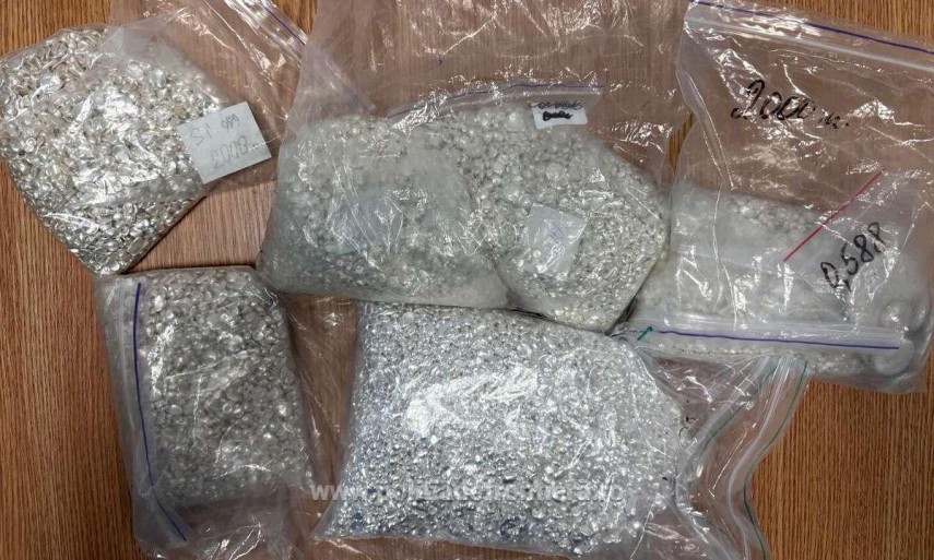 argint nedeclarat in valoare de peste 155 000 lei gasit la un control de frontiera 69ec939d8d0fa