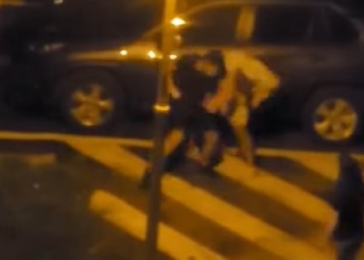 bataie in fata localului 3 cafe din constanta doi indivizi s au lovit ca in ring 69e2a6d512e93