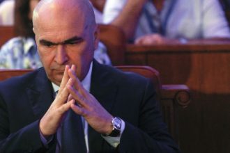 bolojan critici dure la adresa psd in sedinta pnl minciunile pe care le propaga psd sunt o tehnica prin care incearca sa fuga de raspundere 69e763696fe3f