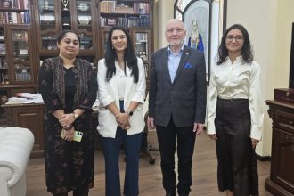 cadre didactice de la rk university india prezenti la universitatea andrei saguna in cadrul programului erasmus 69f2127cf27e8