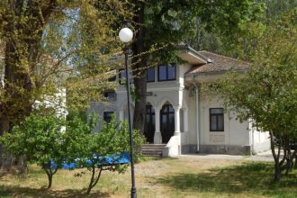 casa de la cetate a lui mircea dinescu s a facut scrum focul a fost pus cu intentie 69e391ebda1fc