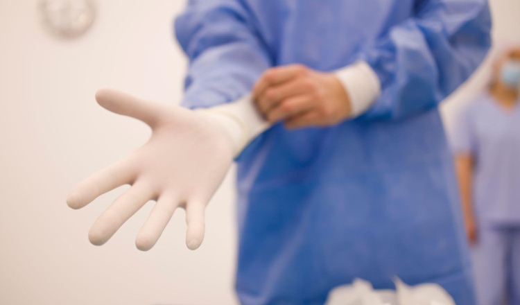 colegiul medicilor s a autosesizat dupa moartea unei femei in urma unui lifting facial la bucuresti 69f1be0c50aa2