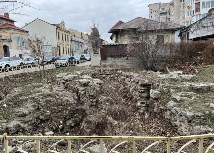 constructia planuita langa poarta mare a cetatii tomis la mana magistratilor ce se va decide 69e030e95fa47