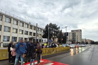 copiii disparuti persoane urmarite sau evadate si avertizari de vreme severa afisate in timp real pe panourile digitale din constanta si alte 17 orase 69e8b50edd6dc
