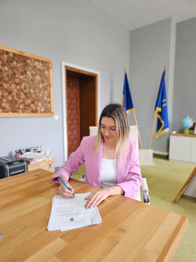 diana buzoianu lanseaza ghidul pentru prevenirea inundatiilor trebuie sa actionam din timp preventiv folosind inclusiv natura ca aliat 69df65365a5f4