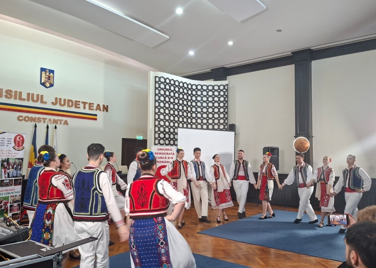 diversitate culturala si traditii autentice celebrate la constanta in cadrul festivalului interetnic primavara comunitara 69cf069b3ea49