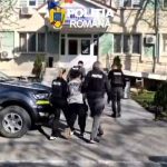 doi barbati retinuti pentru uciderea unui caine 69d746cead2f0