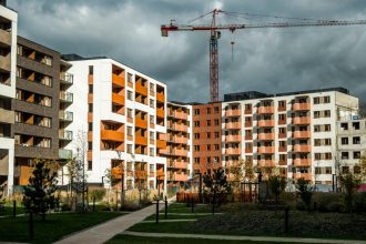 doi cetateni israelieni au intrat in afaceri cu imobiliare la constanta 69df3a9111ed8