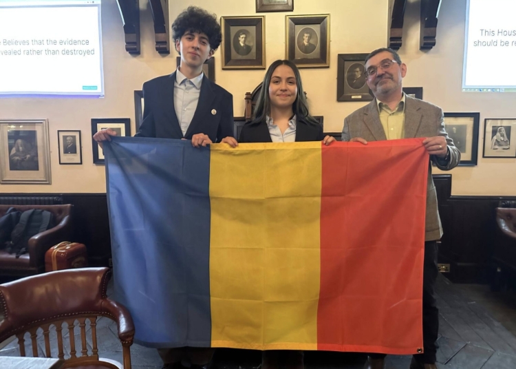 elevi ai colegiului national mircea cel batran performanta internationala la un prestigios concurs desfasurat la universitatea cambridge 69dff8d91f644