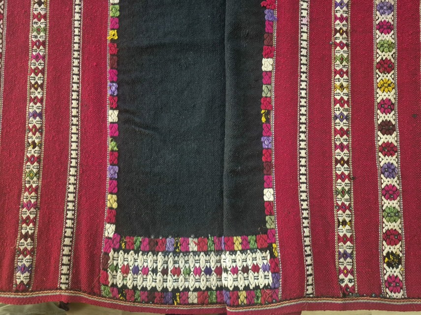 exponatul saptamanii la muzeul de arta populara constanta o piesa a portului traditional din ramnicu sarat 69dcef18ebfc1