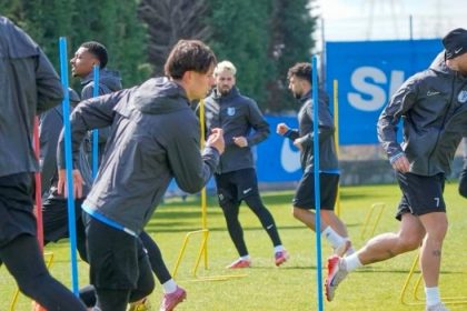 farul constanta are cinci absente pentru meciul cu fc hermannstdt partida se joaca vineri 10 aprilie 2026 69d8ad8540749