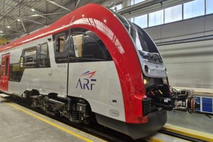 foto ciprian serban ministru al transporturilor si si infrastructurii investitii majore pentru modernizarea transportului feroviar din romania noi trenuri electrice vor fi introduse in mai multe j 69e9fb560c206