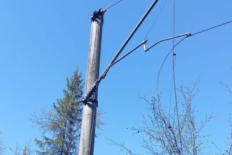 foto circulatie feroviara oprita temporar intre statiile merisor si crivadia si toplita rastolita 69ee19f4287a1