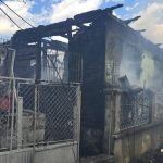 foto dezastru la soveja 27 de gospodarii au ramas fara acoperis in urma incendiului de proportii salvatorii raman in alerta toata noaptea 69ee2edee82fb