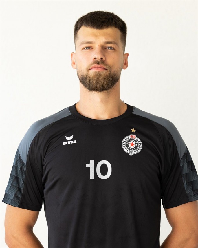 gabriel ilie revine la csm constanta intarire importanta pentru echipa de handbal 69d3c61fb2639