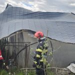 galerie foto furtuna face ravagii si in judetul suceava mii de oameni au fara curent 69ee0ff193a67