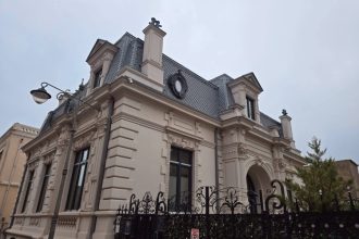 galerie foto un monument istoric construit in secolul xx este scos la vanzare a apartinut medicului pediatru aristide karatzali 69d5a4e7ac9c6