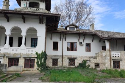 galerie foto vila regala din statiunea mamaia afectata de o noua prabusire se va interveni de urgenta pentru restaurare 69ef21e416d1a