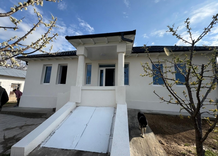 galerie fotovideo casa din topalu distrusa de incendiu reconstruita si utilata complet cu sprijinul presedintelui cj florin mitroi 69d80fa50a9e8